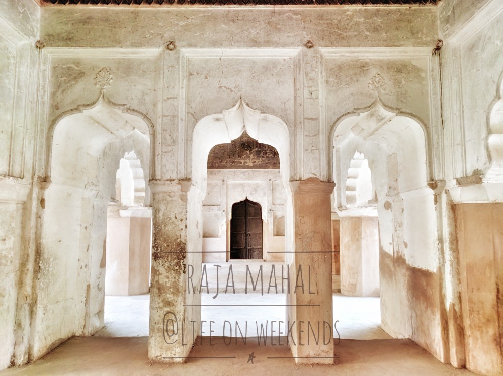 Orchha fort complex @Life on Weekends