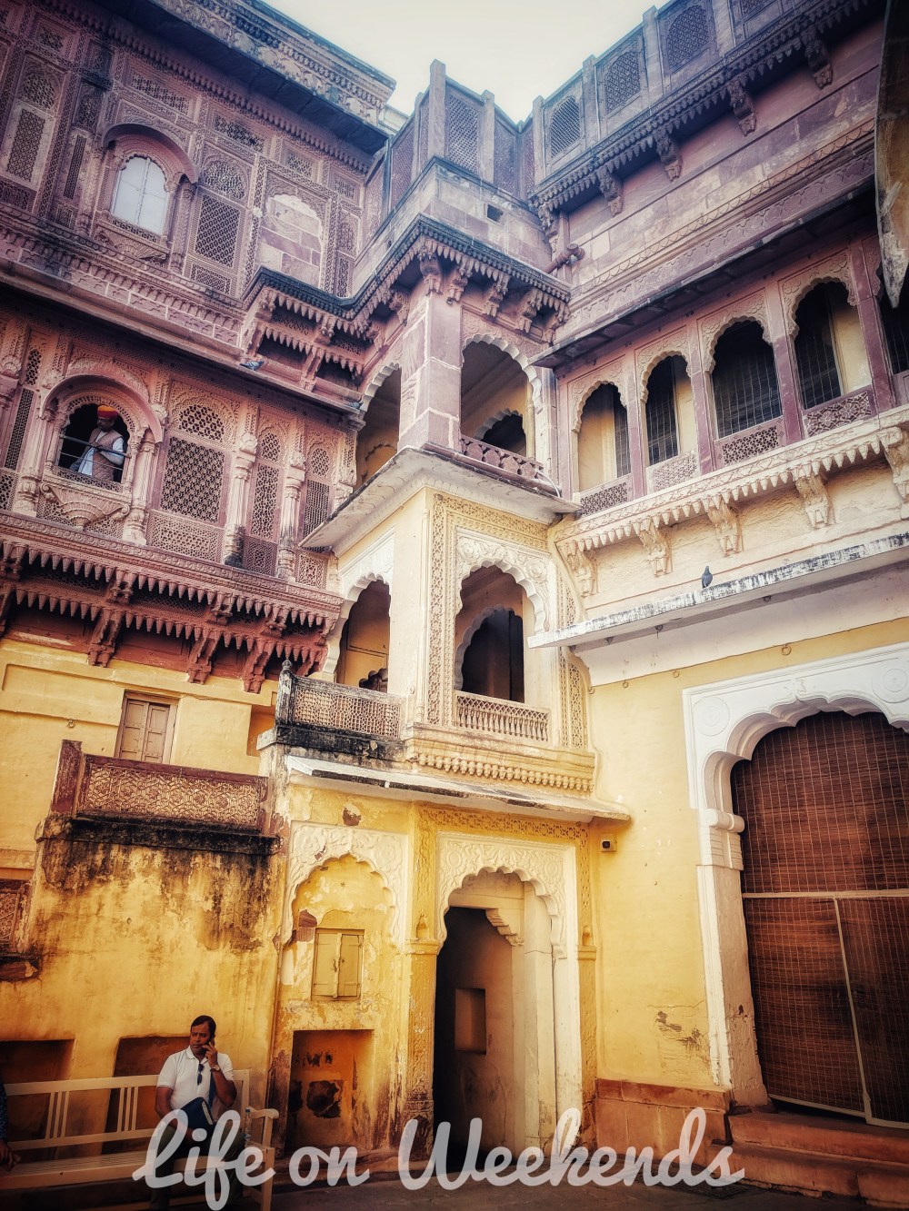 B4168039-9B29-4FAA-AFAB-32368C06CC86